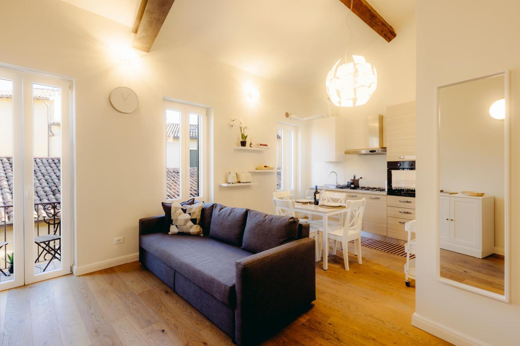 Eap Suites, Verona Eksteriør billede